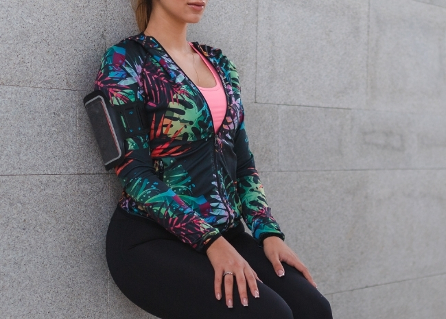 isometric exercise wall sit